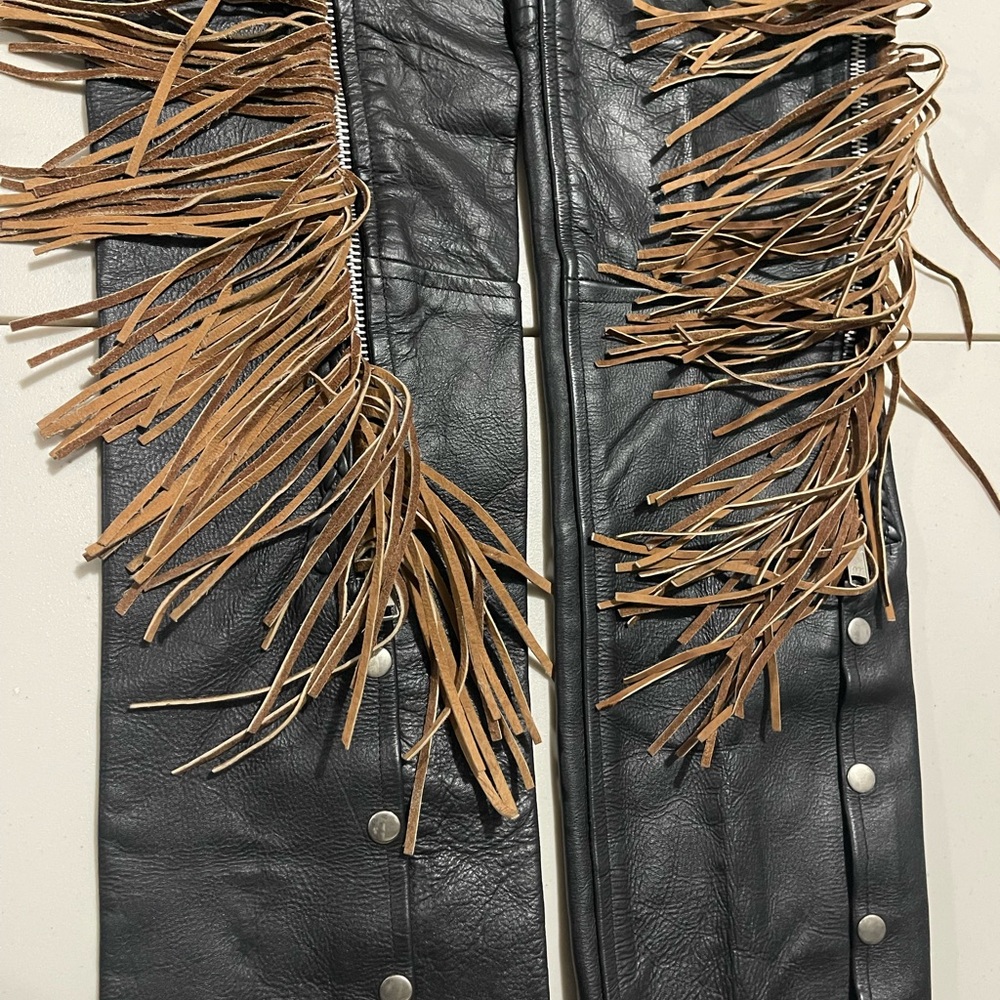 A-1 Genuine Leather Fringe Chaps – Black & Brown | XXS